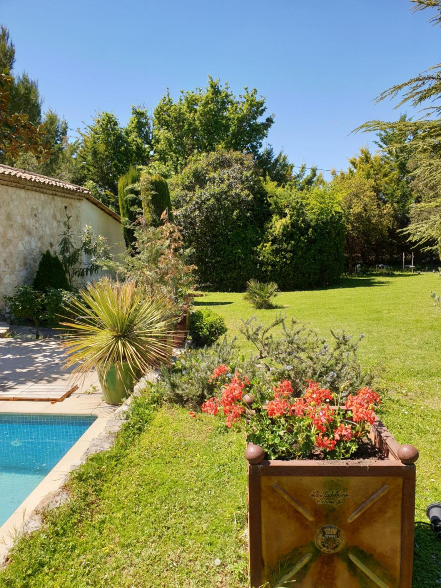 Mas Au Coeur De La Provence & Spa Saint-Cannat Exterior photo